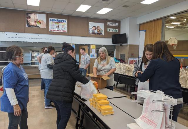 Volunteers at Utah Food Bank